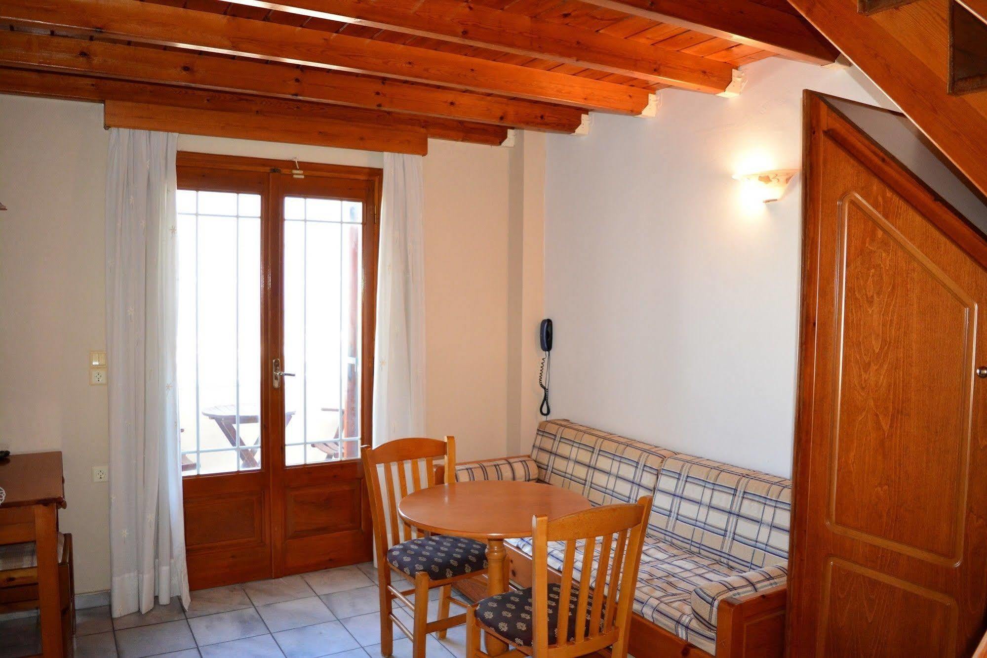 Anemomilos Suites Fira  Luaran gambar