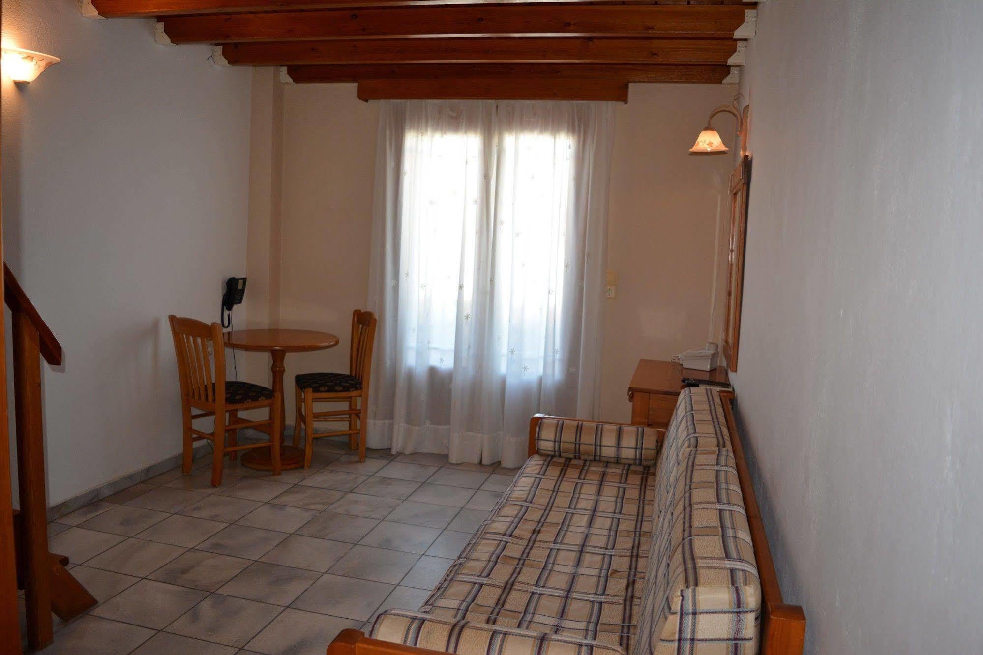 Anemomilos Suites Fira  Luaran gambar