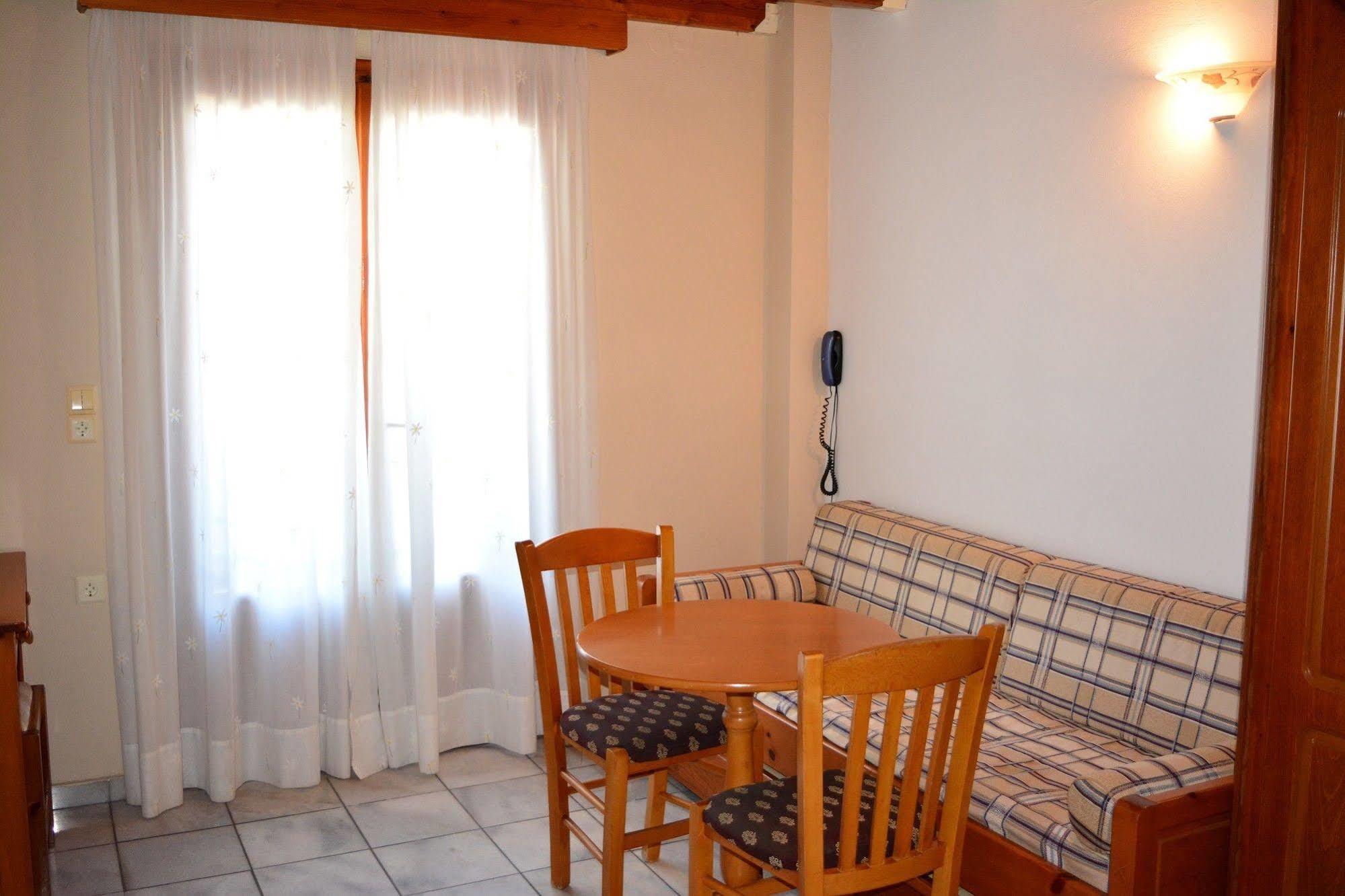 Anemomilos Suites Fira  Luaran gambar